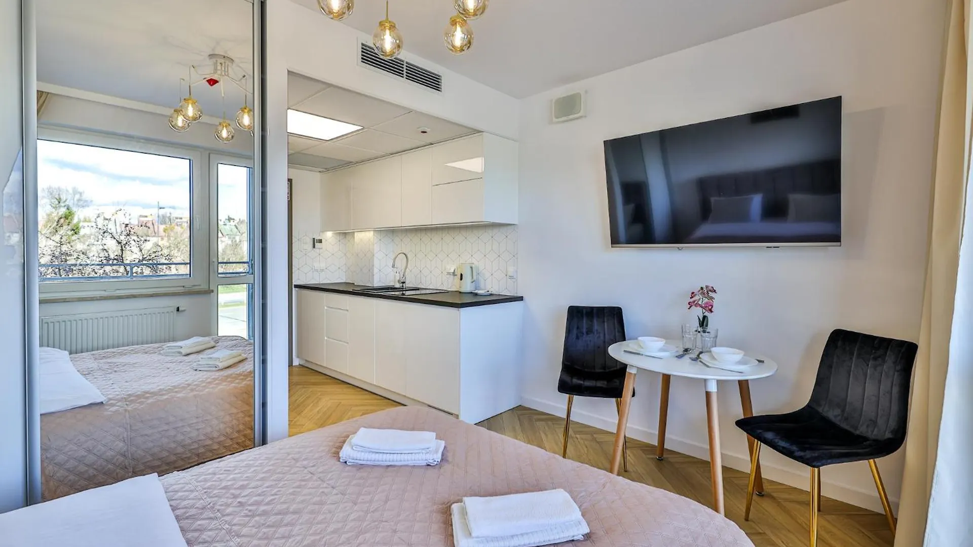 Pileckiego 59 Free Parking By Perfect Apart Warsaw Poland